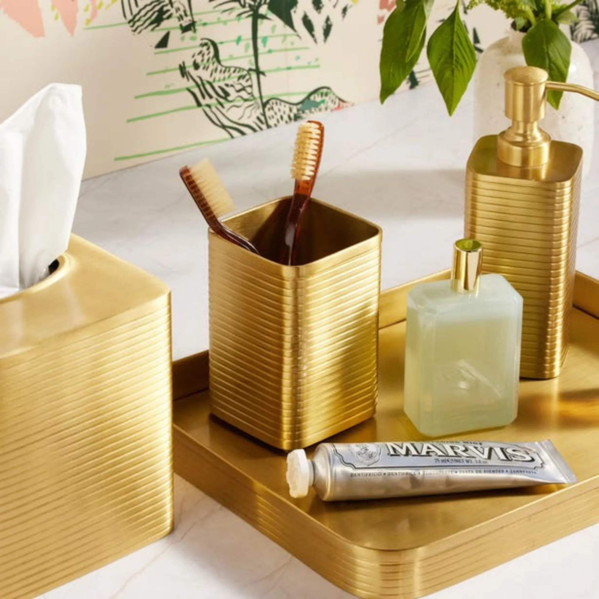 Adelaide Matte Gold Toothbrush Holder