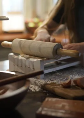 Italian Pasta Chitarra with Rolling Pin